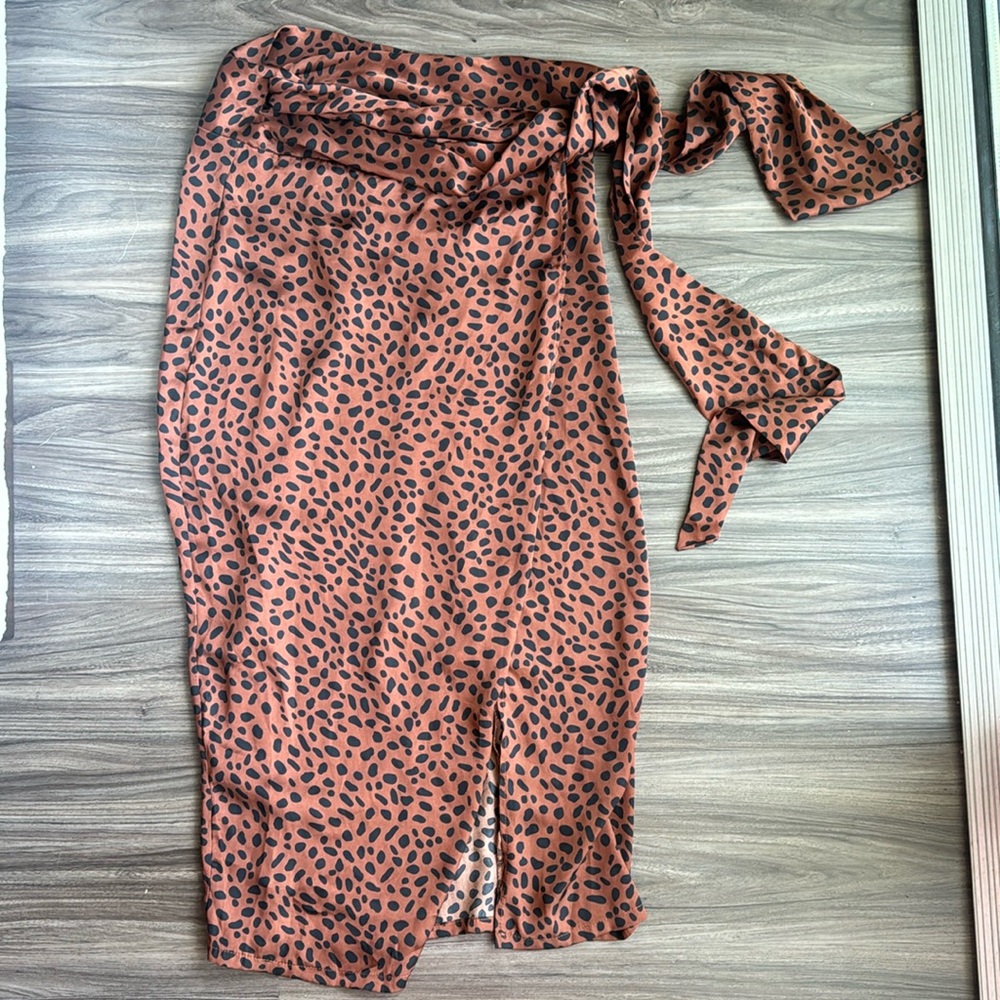 VICI | Avianna Satin Print Wrap Skirt | Size XS | WORN ONCE